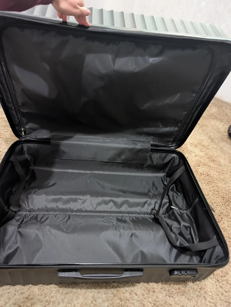 Grey Hardside Luggage image indicator(5)