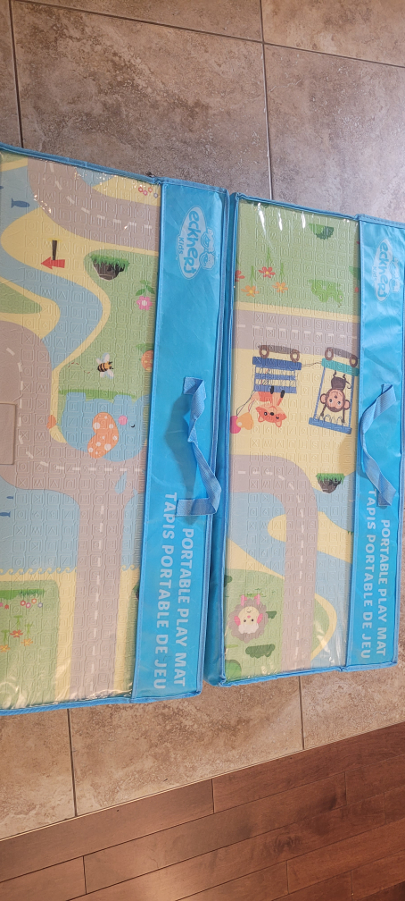 TWO Eckhert Kids Portable Play Mats