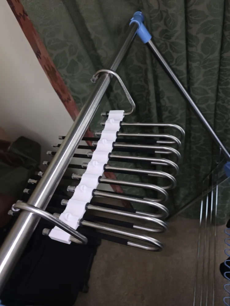 Pants hangers thumbnail