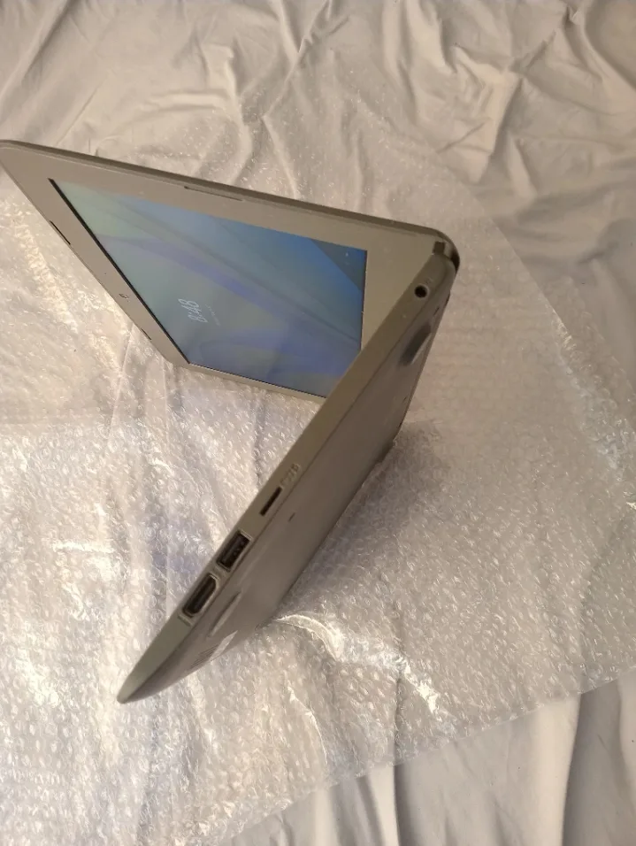 HP Stream Laptop image indicator(5)