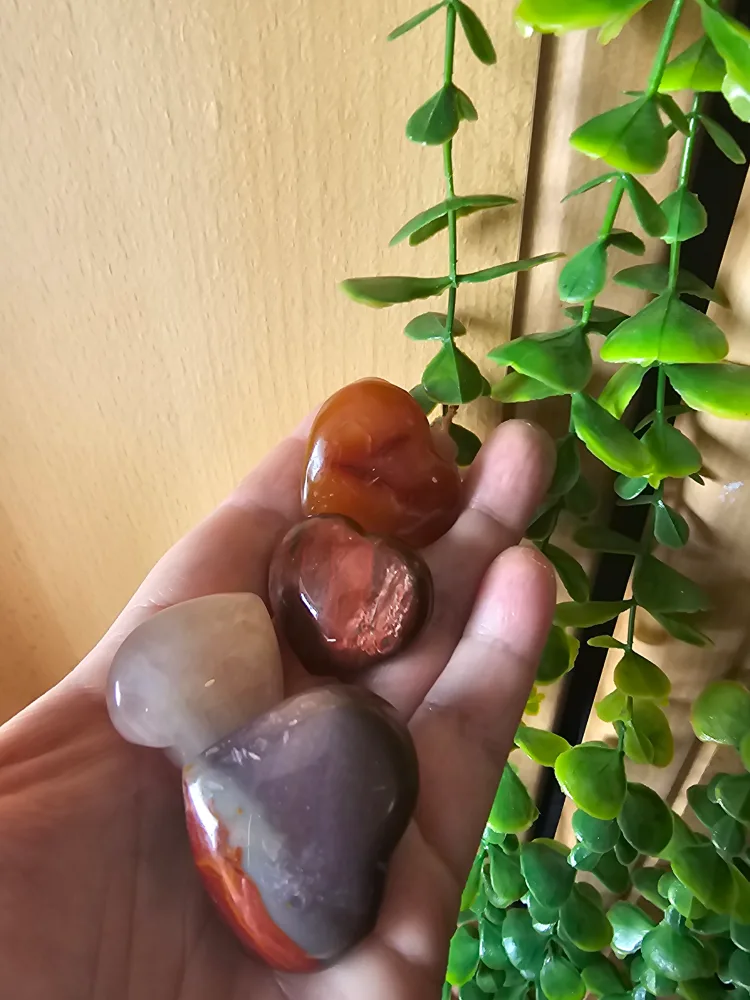 Set of 4 Heart Shaped Stones thumbnail