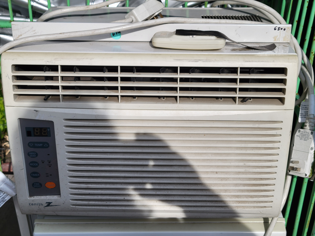 Zenith ZW6500R Room Air Conditioner - photo 2