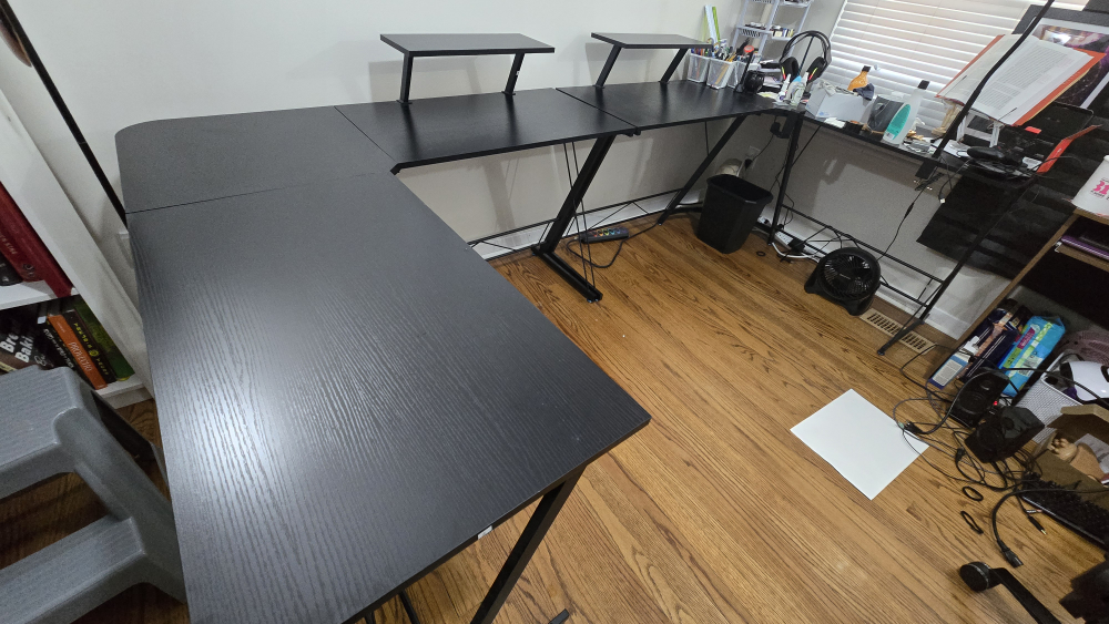 L shaped desk - photo 2