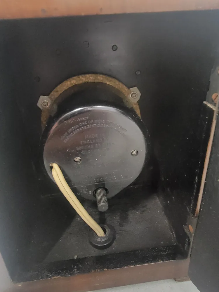 Vintage Tempus Fugit Electric Mantle Clock image indicator(4)