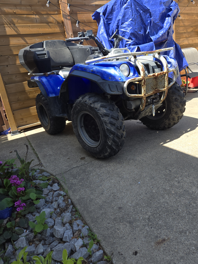 Blue ATV kodiak 400 2003