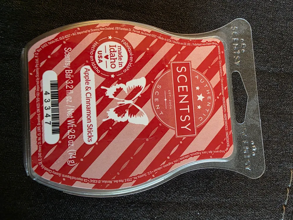 Scentsy Apple & Cinnamon Sticks Bar thumbnail