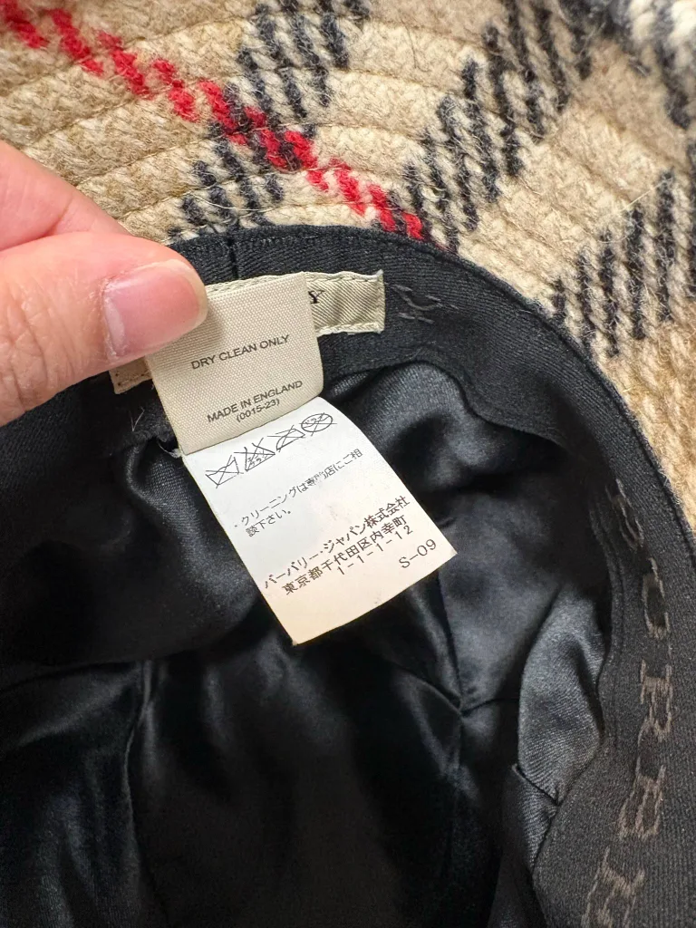 Burberry Plaid Bucket Hat image indicator(2)