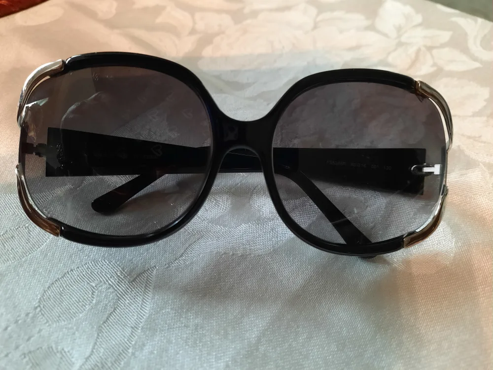 Fendi Sunglasses for sun image indicator(7)