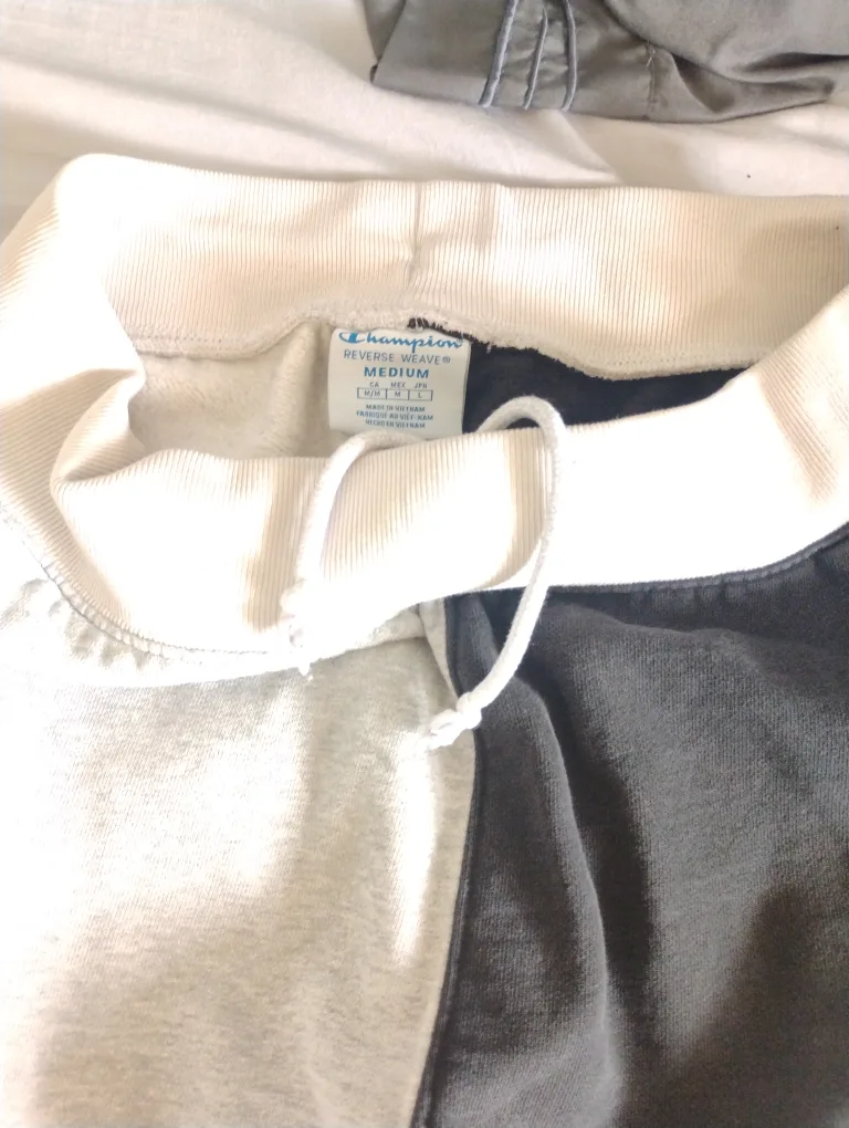 Champion Reverse Weave Two-Tone Sweat Set image indicator(5)