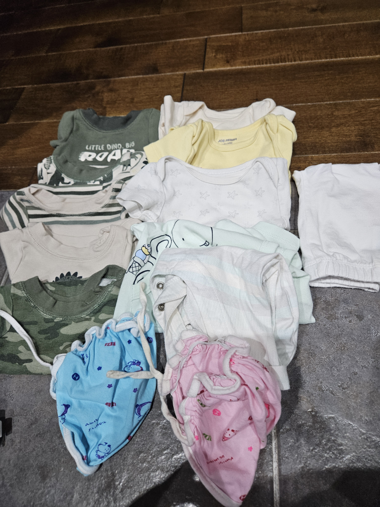 Baby Clothes Bundle - 0-3month