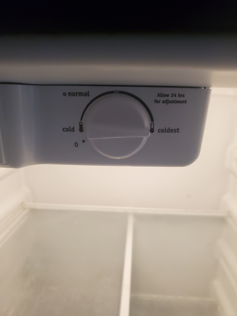 Frigidaire Fridge - Great for Small Spaces - photo 3