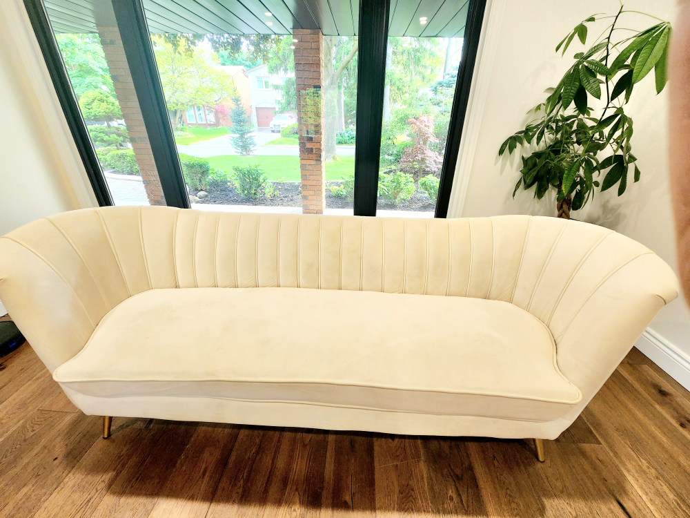 Cream-Coloured Curved Sofa - photo 2