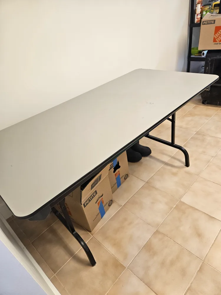 Folding Table - Great Condition thumbnail