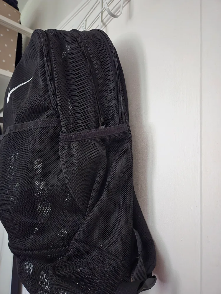 Nike Brasilia Mesh Backpack image indicator(3)