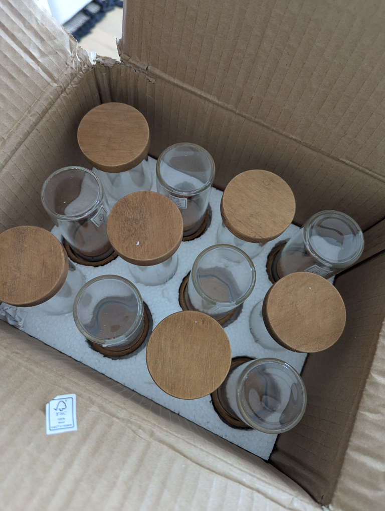 Spice Jars with Modern Labels - photo 2