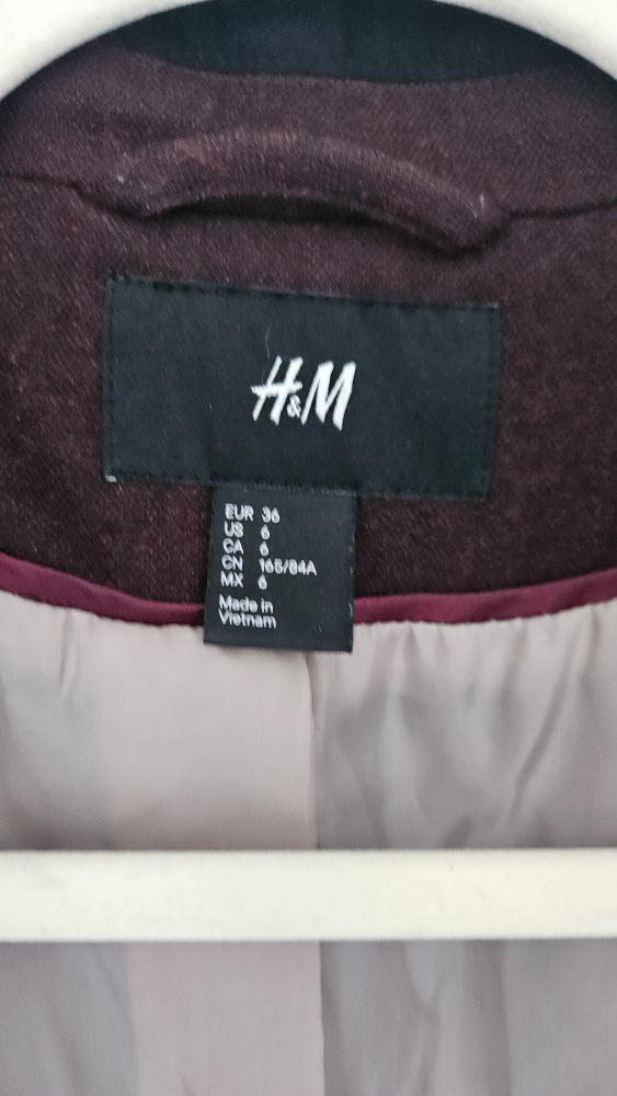 Beautiful H&M Blazer, Burgundy - Size 6 (Medium) - photo 2