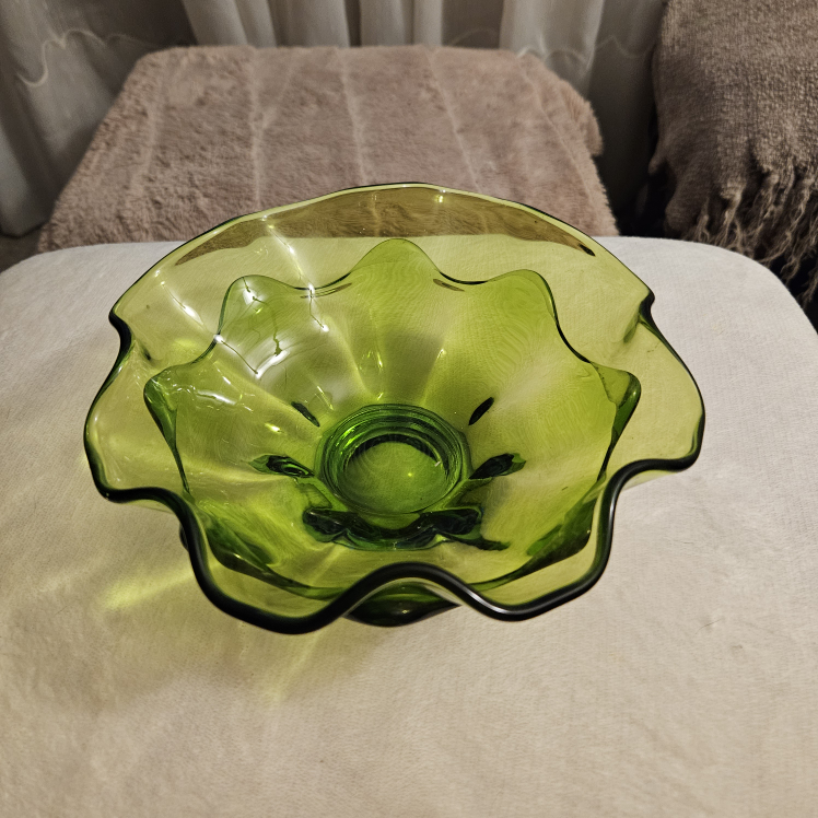 Vintage Green Glass Bowl - photo 2