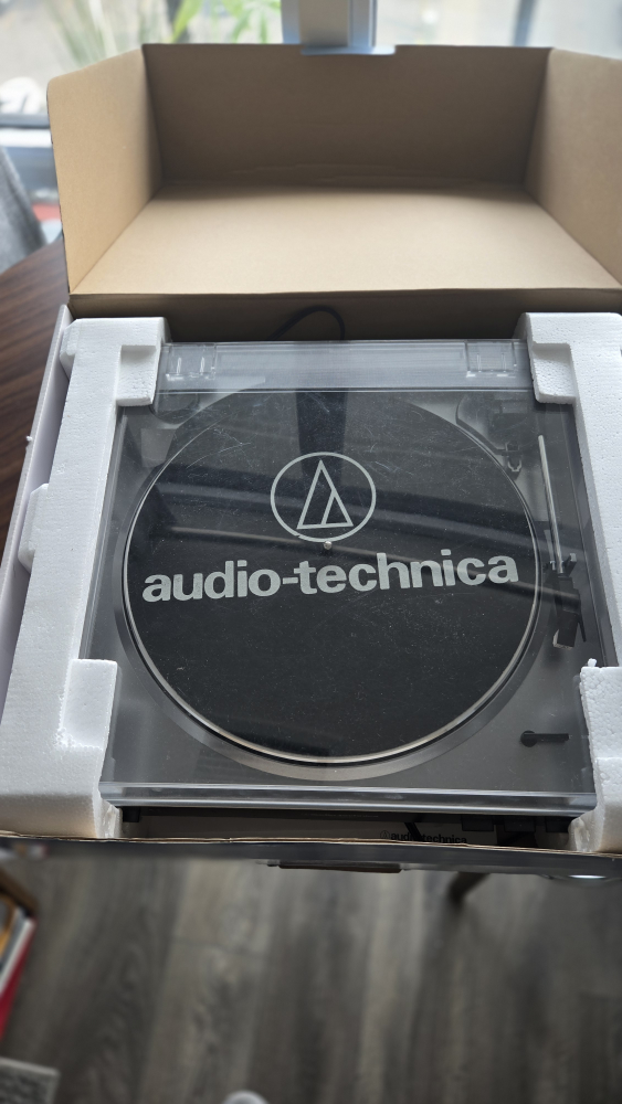 Audio-Technica USB Turntable - photo 2