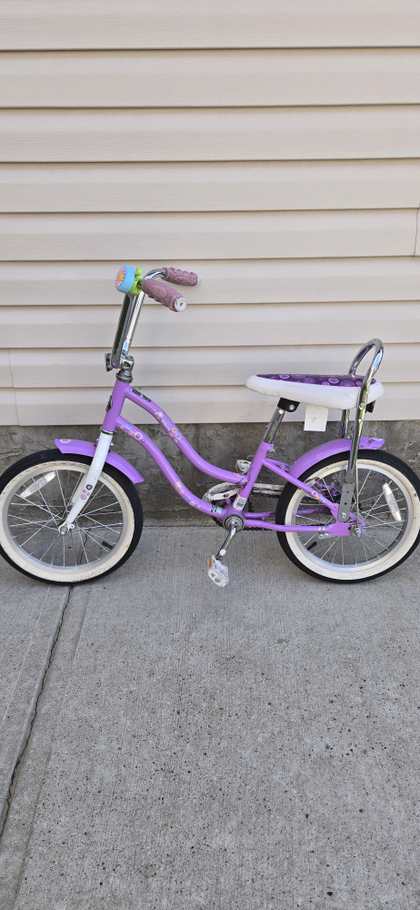 Kids bike with helmet
