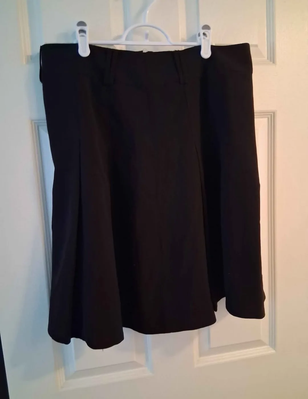 skirt with belt loops thumbnail