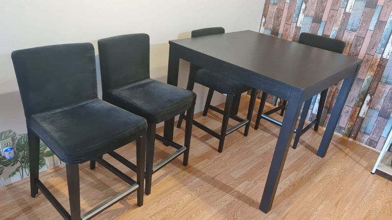 Bar Dining Table with 4 high Chairs - photo 3