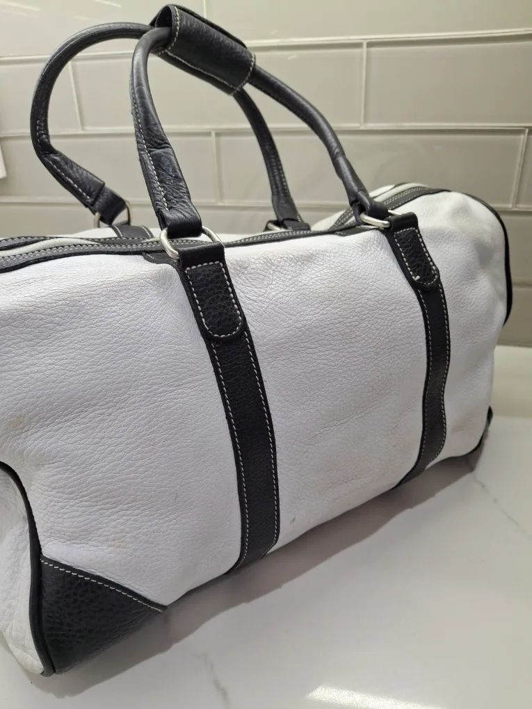 Roots White & Black Leather Duffle Bag image indicator(5)