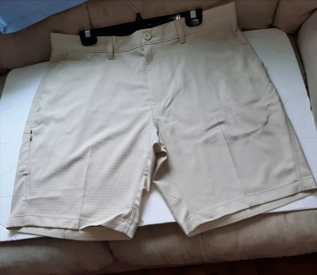 Cutter & Buck Beige Golf Shorts thumbnail