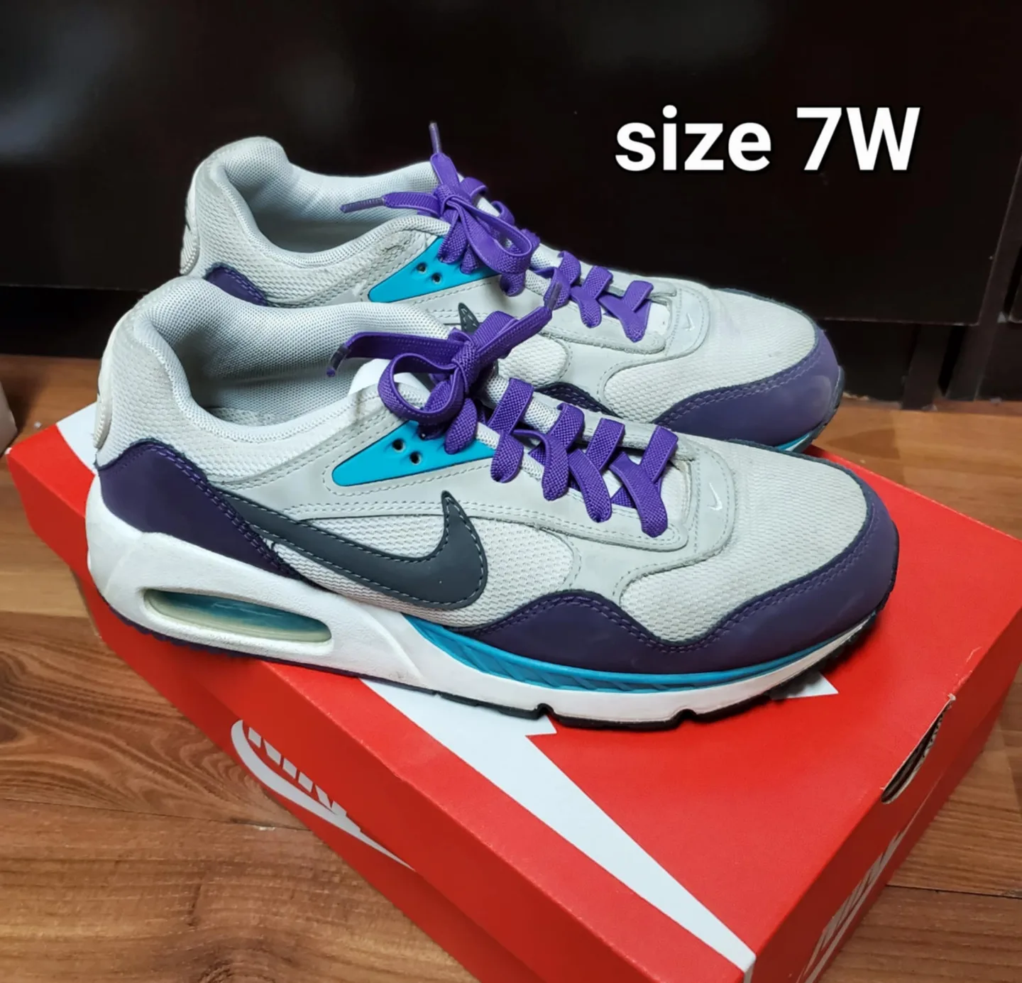 Girls Shoes [6Y, 7W] image indicator(4)