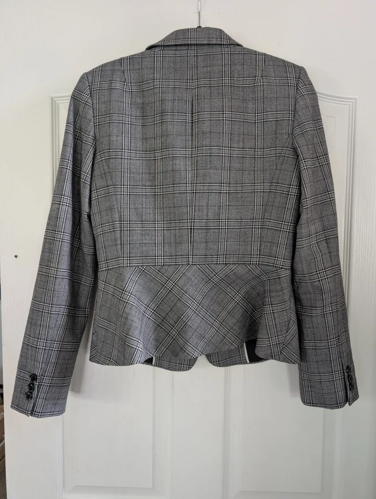 Banana Republic Grey Plaid Blazer image indicator(3)
