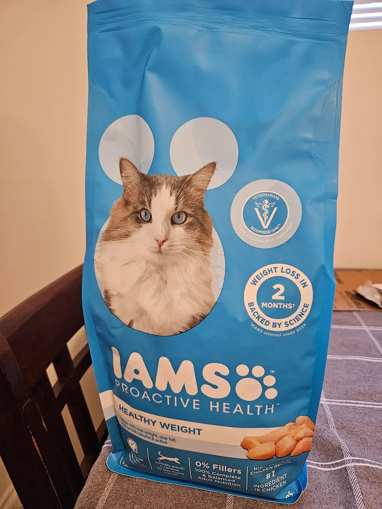 IAMS Proactive Health Healthy Weight Cat Food 1.59kg image indicator(4)
