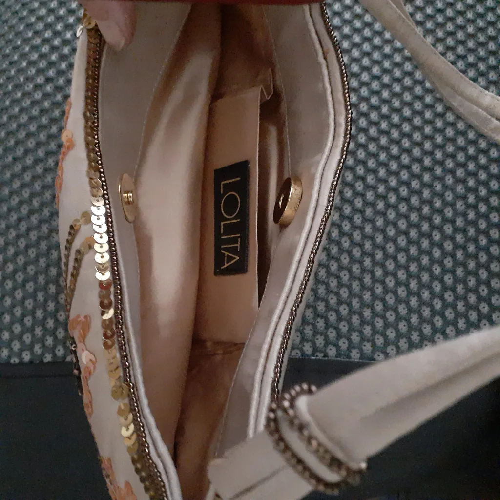 Lolita Beaded Handbag image indicator(3)