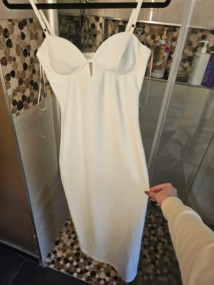 Zara White Bodycon Dress thumbnail