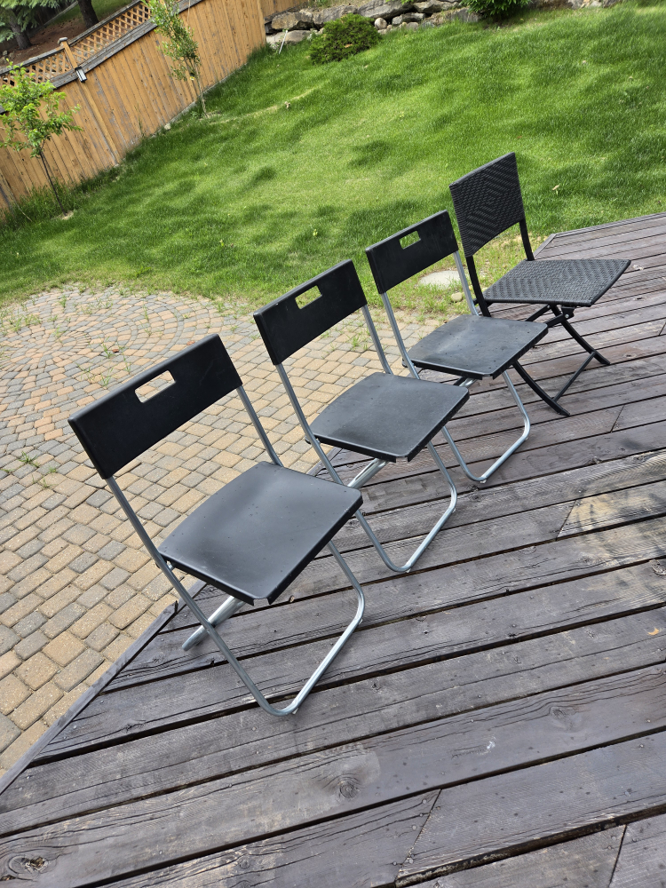 Folding Chairs - Set of 4