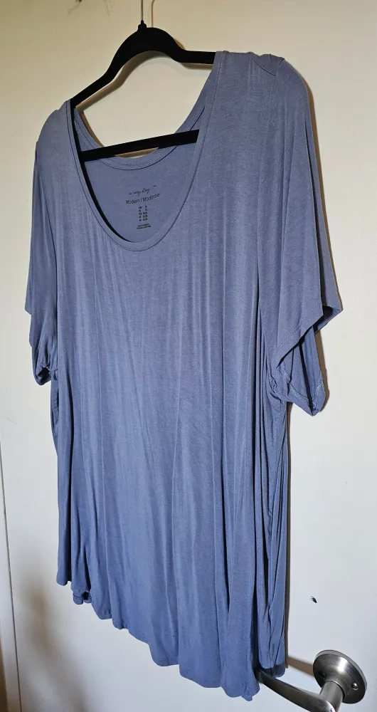 Variety of Women's plus-sized 3x Tops thumbnail