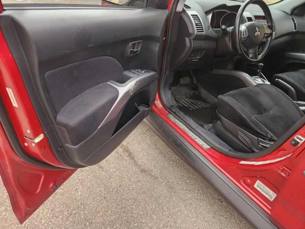 2009 Mitsubishi Outlander ES image indicator(7)