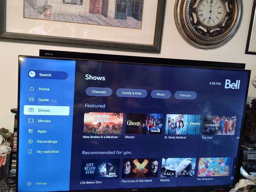 Hisense 55" high resolution LED Smart TV. Model 55R61G