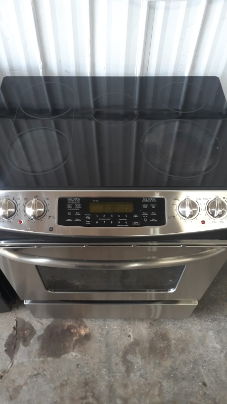Flat top Stainless Steel Electric Range - photo 3
