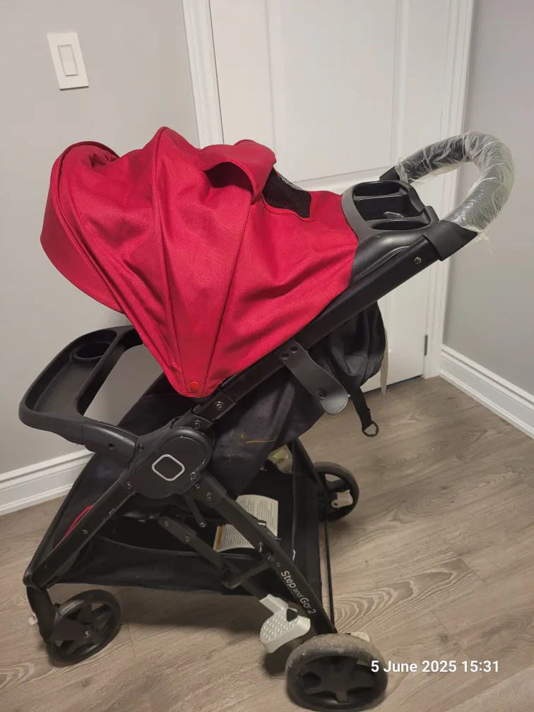 Safety 1st Red and Black Stroller thumbnail