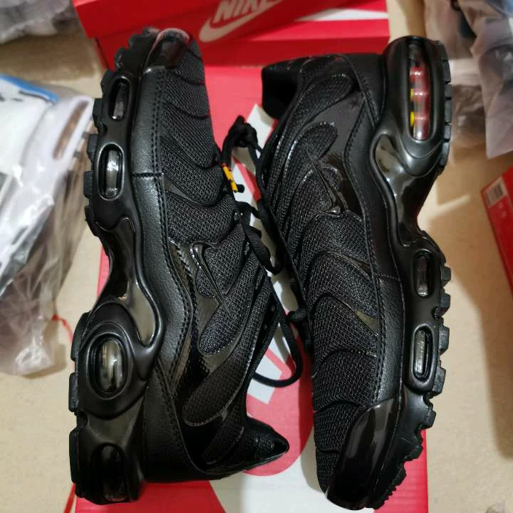 Nike Air Max Plus Black Sneakers
