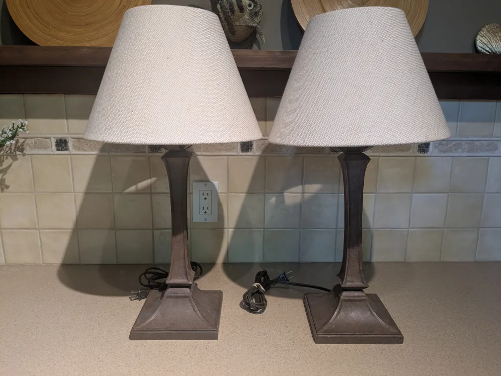 Trilight table lamps thumbnail