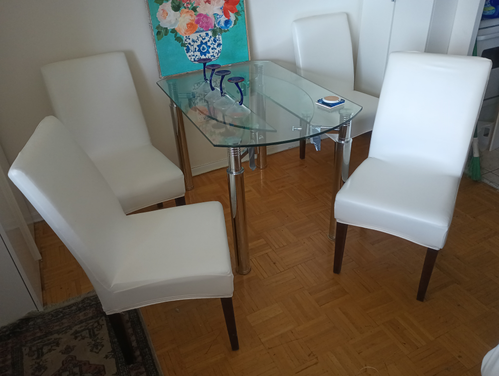 FREE! Set of 4 off-white Parson's dining chairs #freecycle