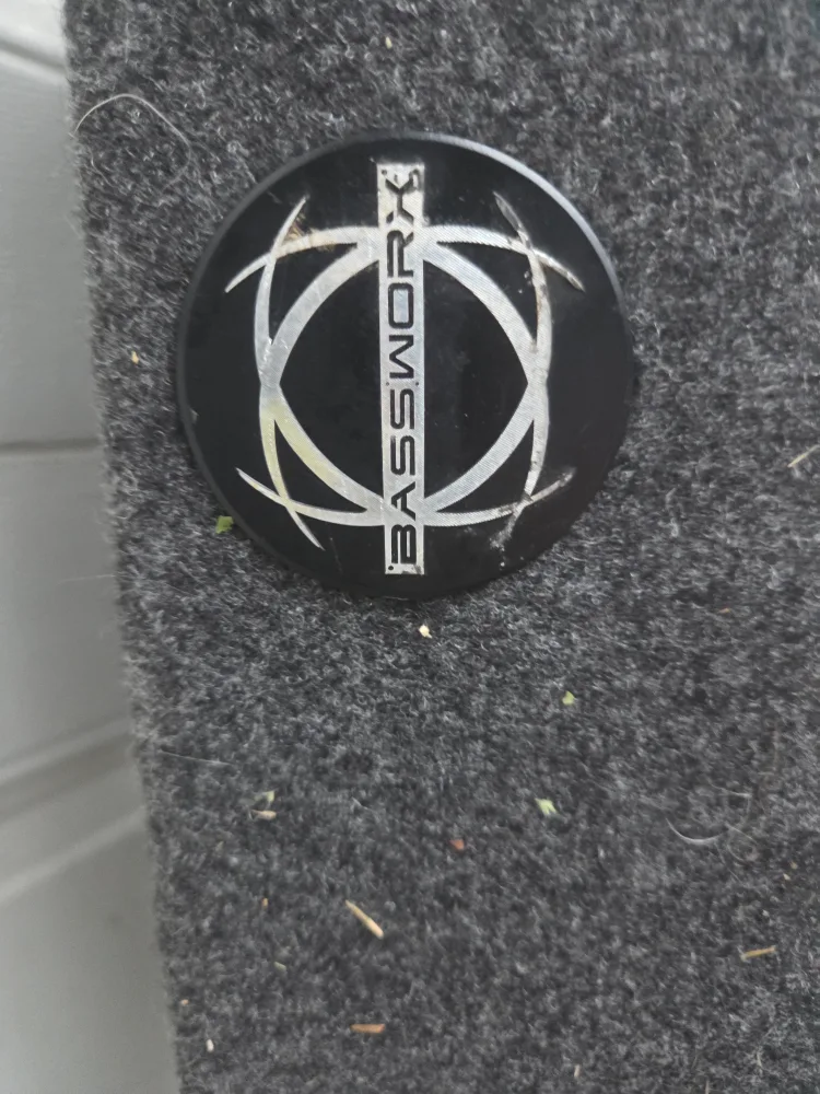 Clarion Bassworx Subwoofer image indicator(3)