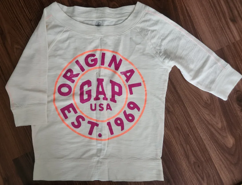 Bundle-Assorted Women's Tops (7) image indicator(2)