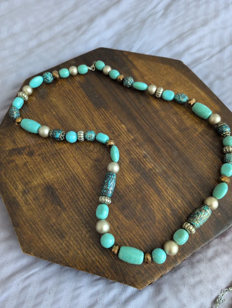 🥕 Statement Necklace 💚 image indicator(9)