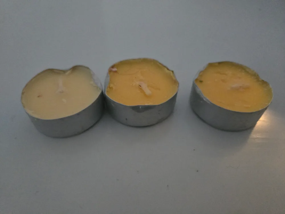 Used Tea Light Candles #freecycle thumbnail