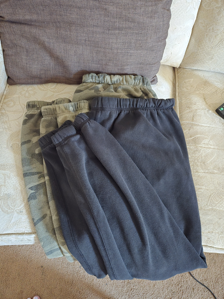 XL Sweats — NEED GONE ASAP