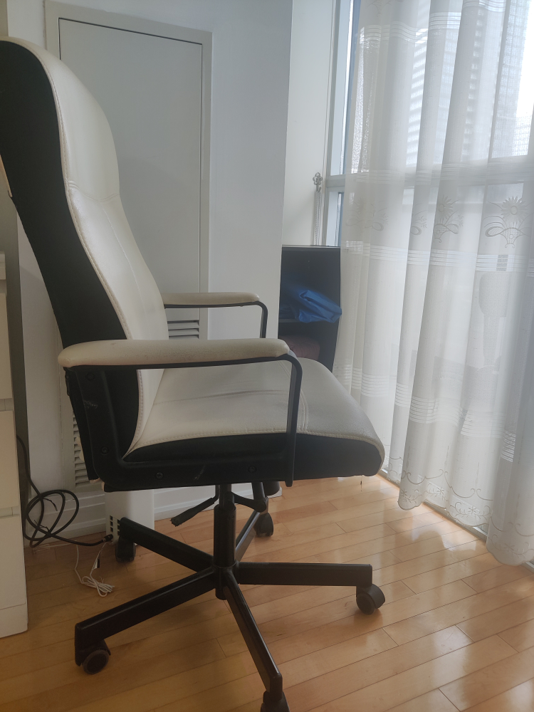 Office Chair - photo 2