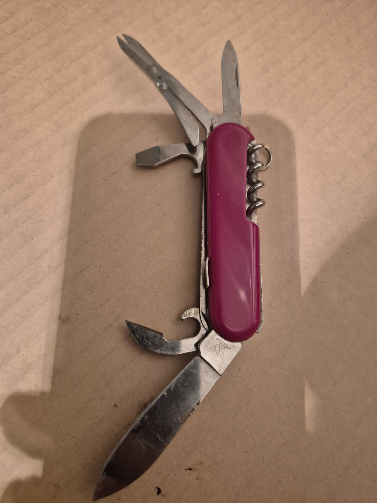 Victorinox World Scout Knife - photo 3