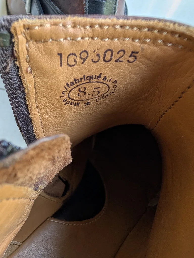 John Fluevog Brown Leather Ankle Boots - Size 8.5 image indicator(2)