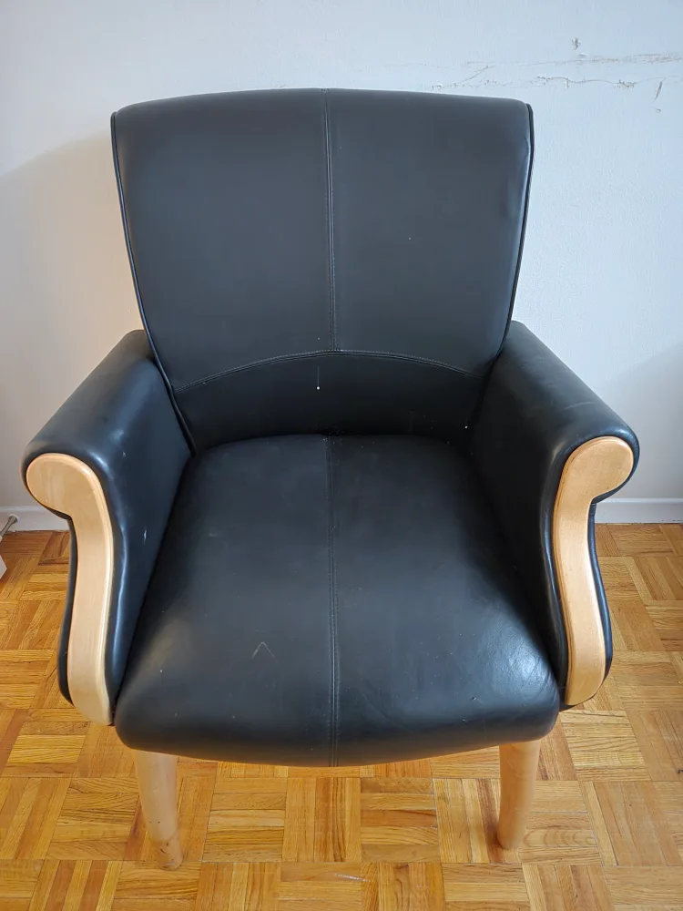 Black Leather Armchair with Wooden Accents thumbnail